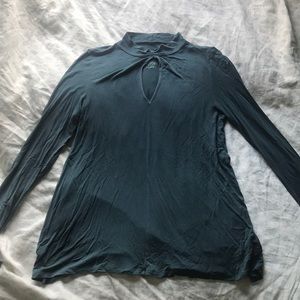 American Eagle Soft & Sexy Long Sleeve Keyhole T
